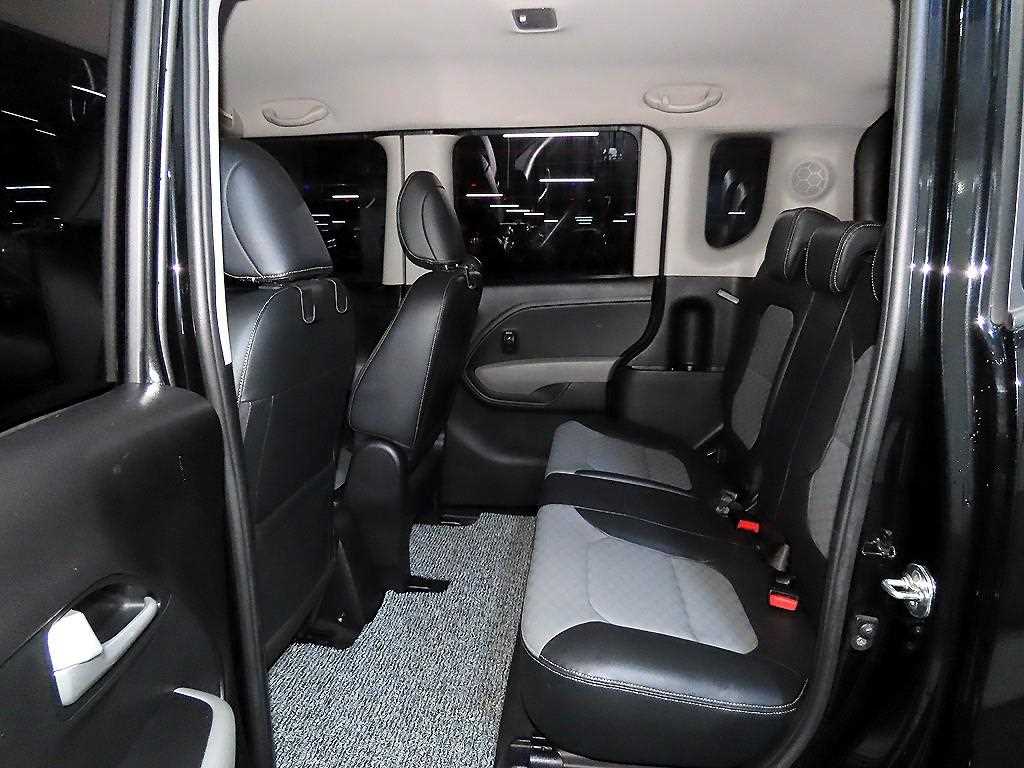 KIA Ray - Vista 7