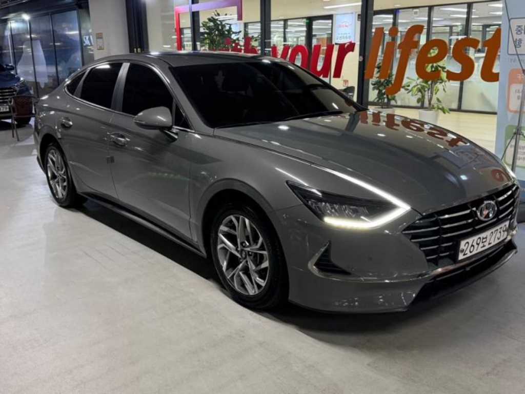 HYUNDAI Sonata - Vista 2