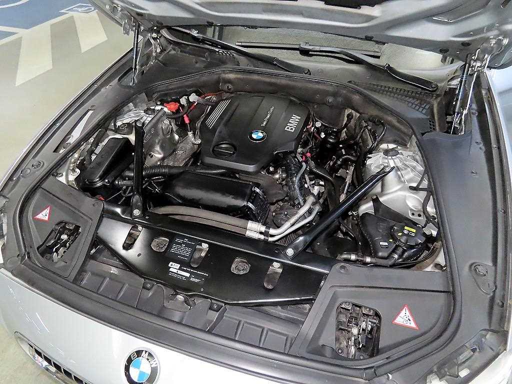 BMW 5 Series 2016 Plateado - Importación desde Corea - HF Imports Iquique - Foto 19