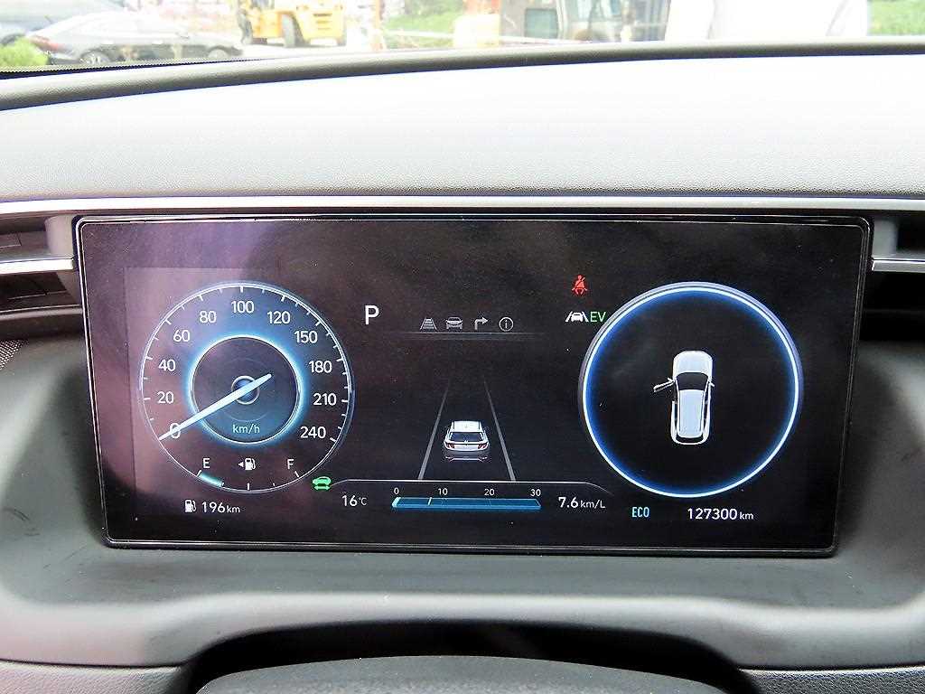 HYUNDAI Tucson - Vista 9