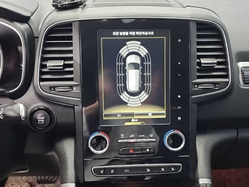 SAMSUNG QM6 - Vista 10