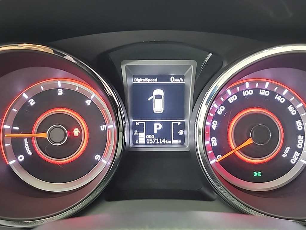 Ssangyong Tivoli - Vista 6