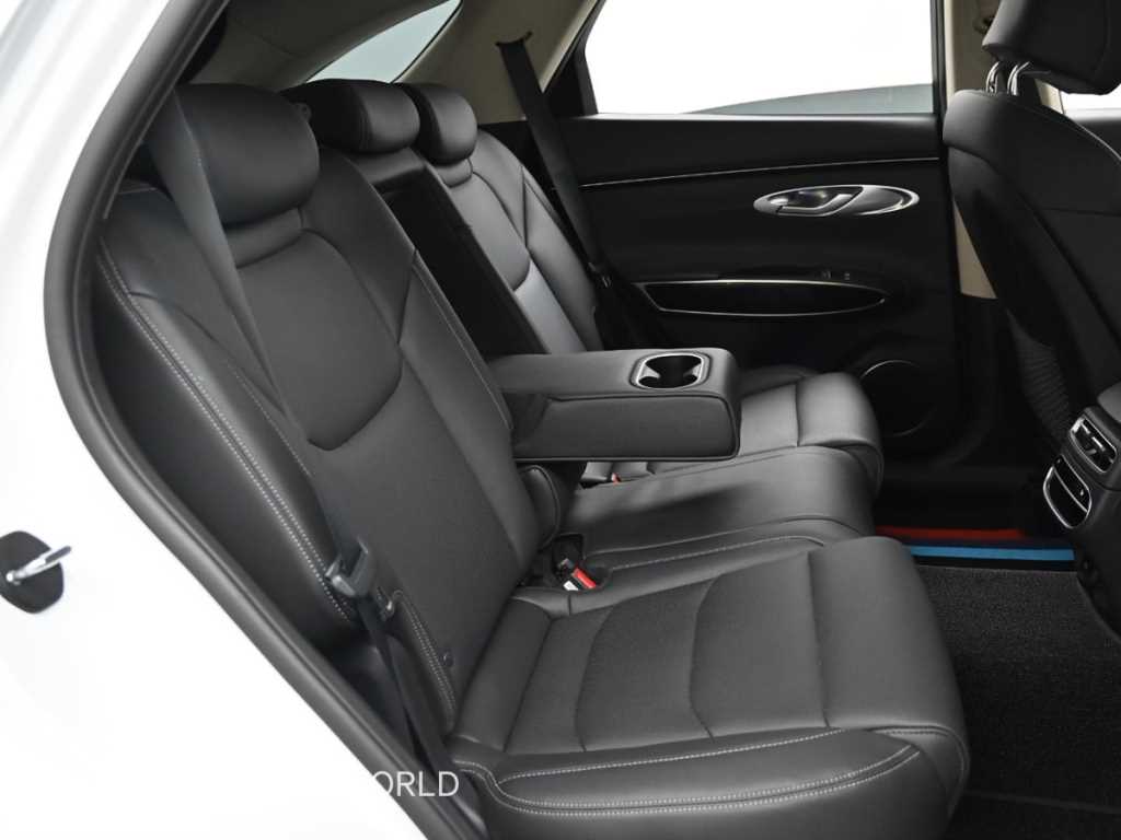 Genesis GV70 - Vista 12