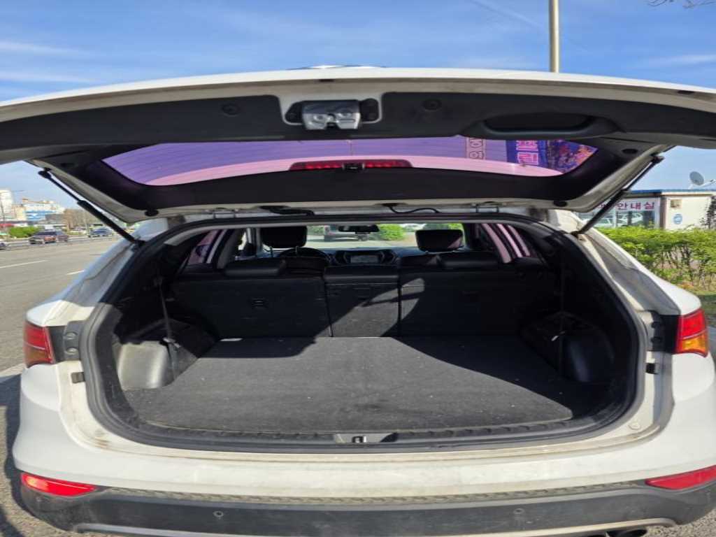 HYUNDAI Santa Fe - Vista 10