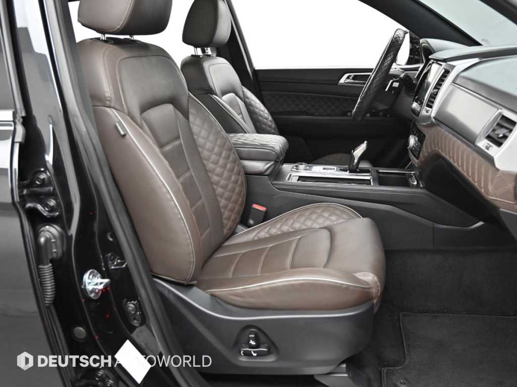 Ssangyong Rexton - Vista 10