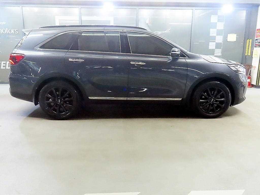 KIA Sorento - Vista 3