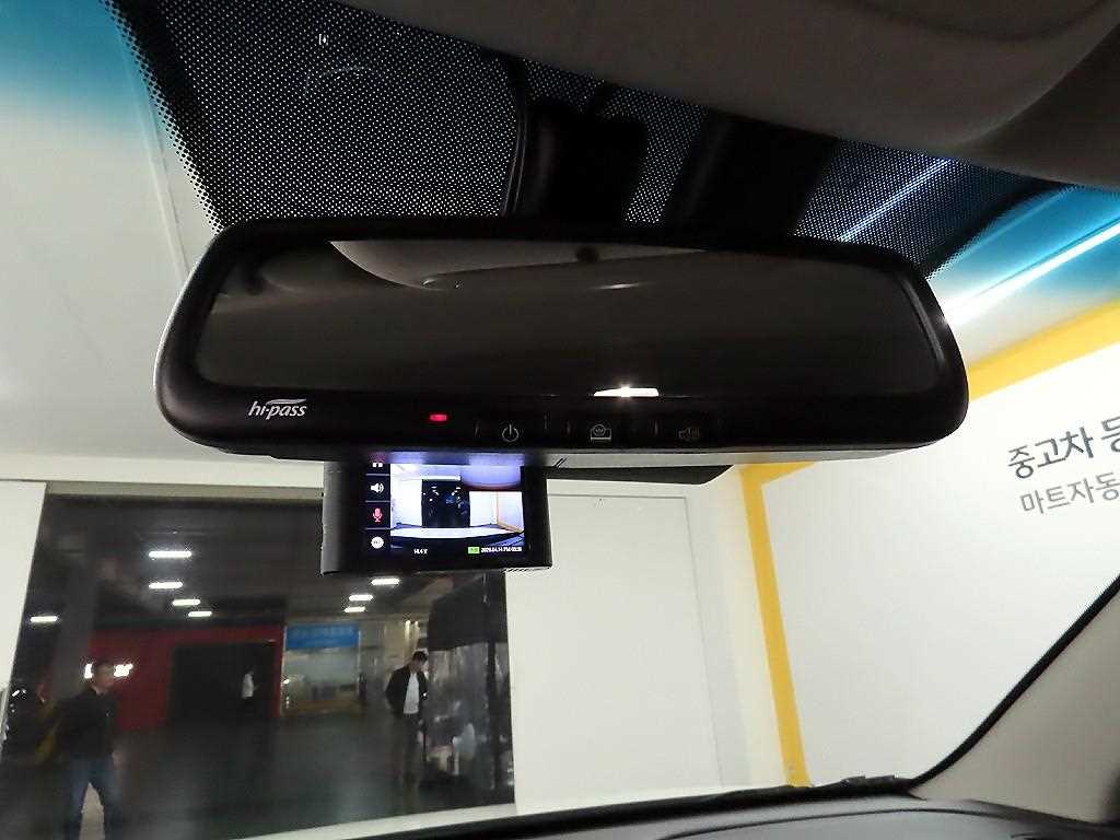 Ssangyong Tivoli 2025 Blanco - Importación desde Corea - HF Imports Iquique - Foto 17