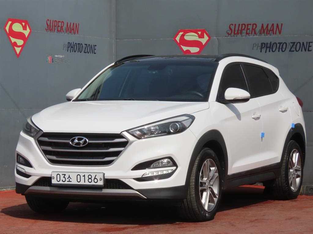 HYUNDAI Tucson 2017 Blanco - Importación desde Corea - HF Imports Iquique - Foto 1