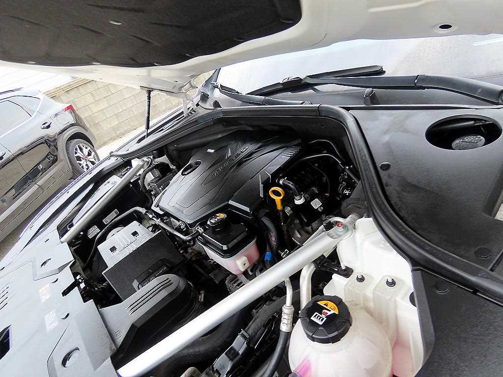 Genesis GV70 2023 Blanco - Importación desde Corea - HF Imports Iquique - Foto 19