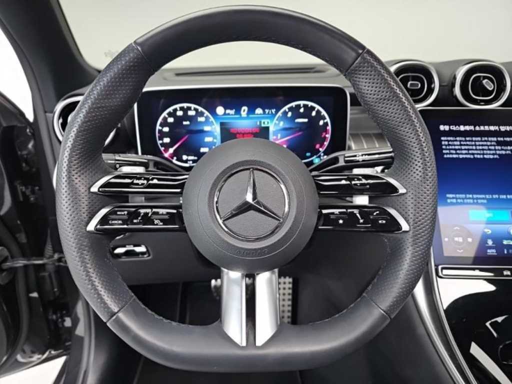 Mercedes Benz GLC Class - Vista 7