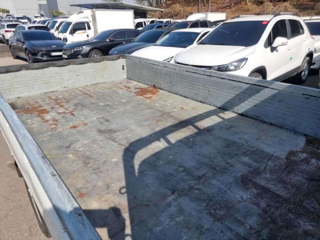 Small Truck Cargo (small) - Vista 9