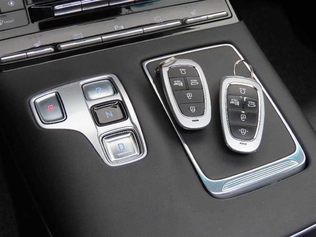 HYUNDAI Grandeur - Vista 6