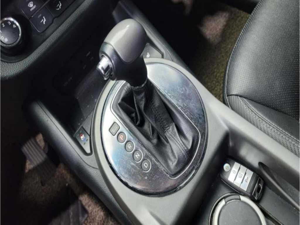 KIA Sportage - Vista 10