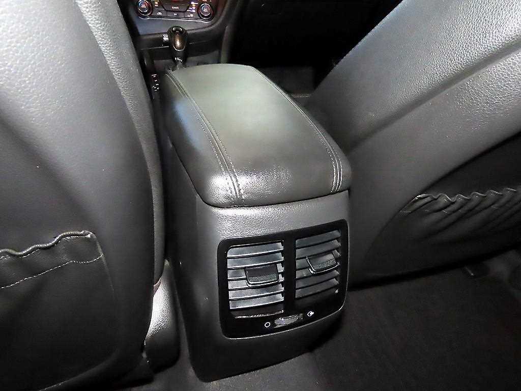 KIA K5 2011 Negro - Importación desde Corea - HF Imports Iquique - Foto 17