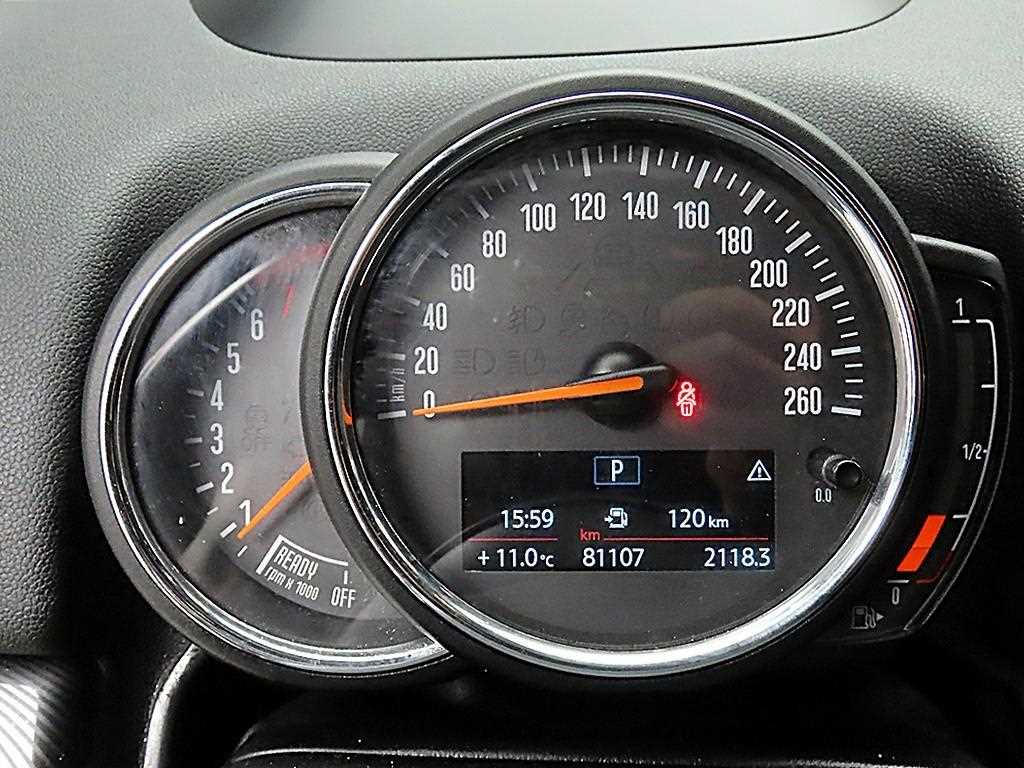 Mini Countryman - Vista 8