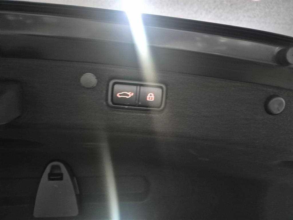 HYUNDAI Grandeur 2017 Negro - Importación desde Corea - HF Imports Iquique - Foto 15