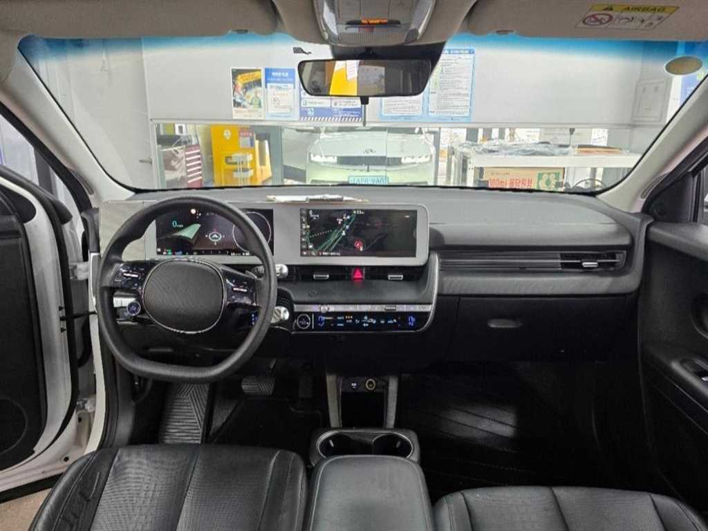 HYUNDAI Ioniq 5 - Vista 7