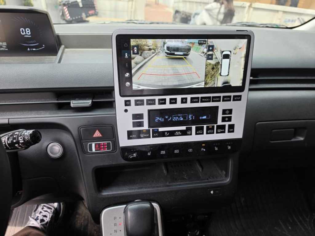 HYUNDAI Staria - Vista 8