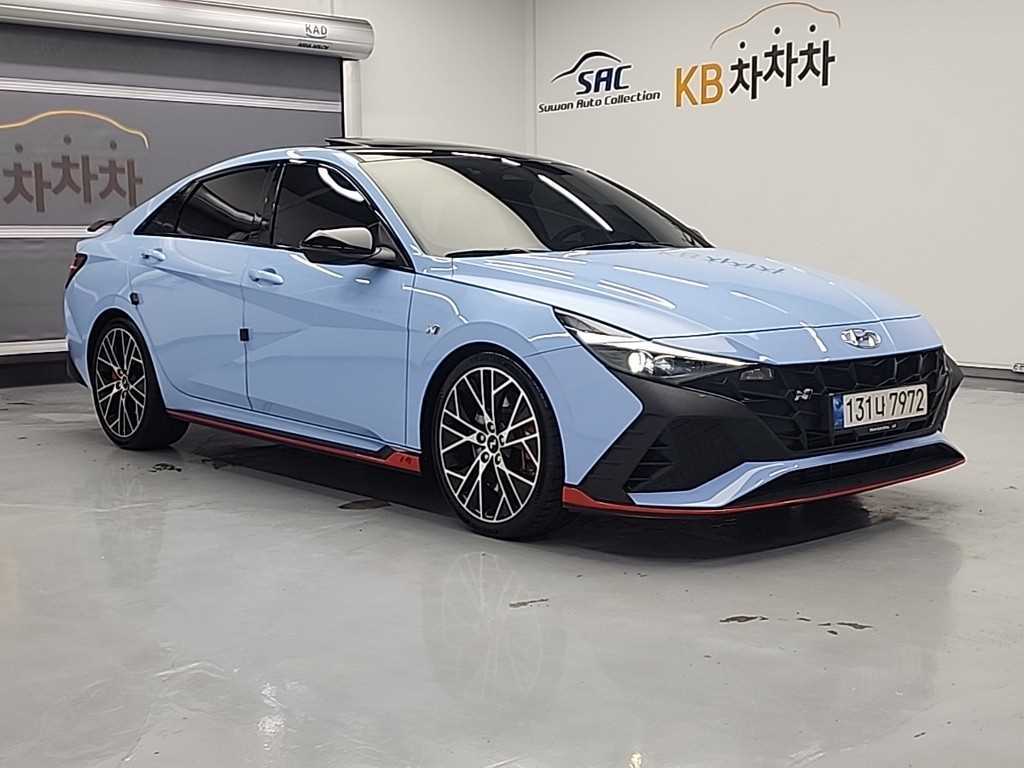 HYUNDAI Avante - Vista 4