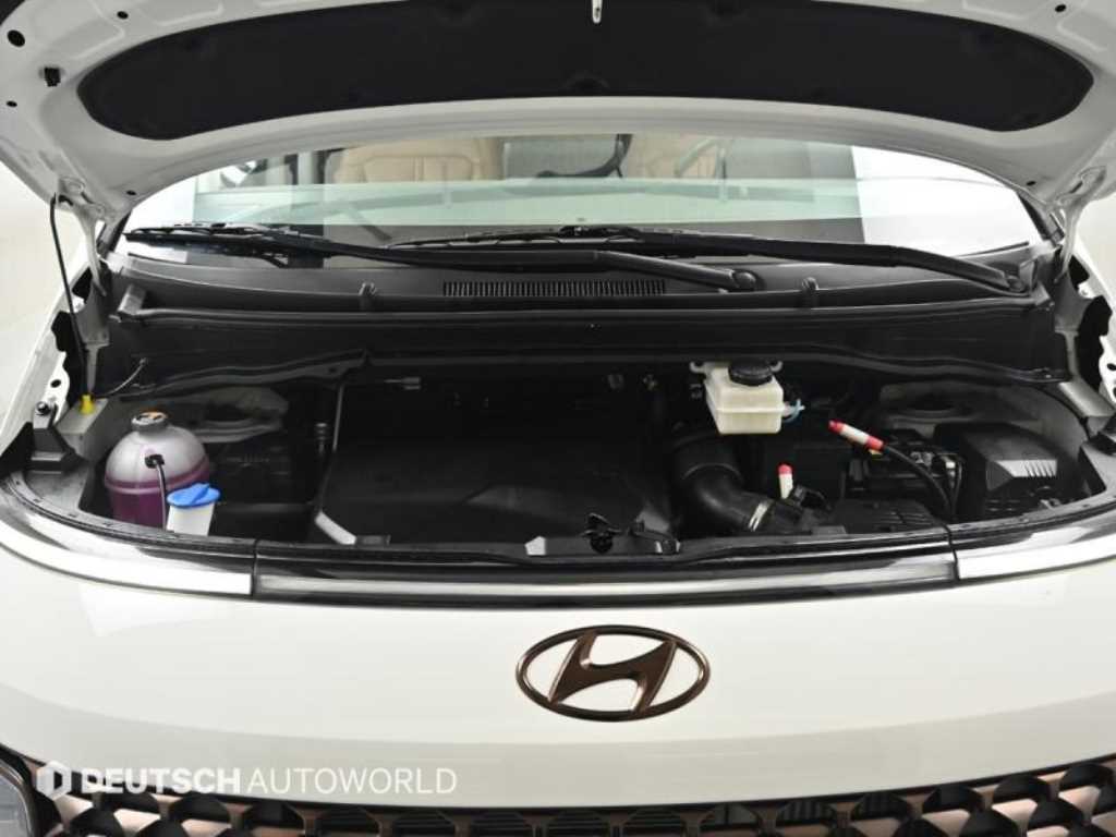 HYUNDAI Staria - Vista 6