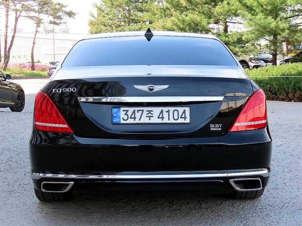 Genesis EQ900 - Vista 4