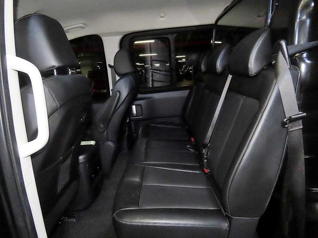 HYUNDAI Staria - Vista 7