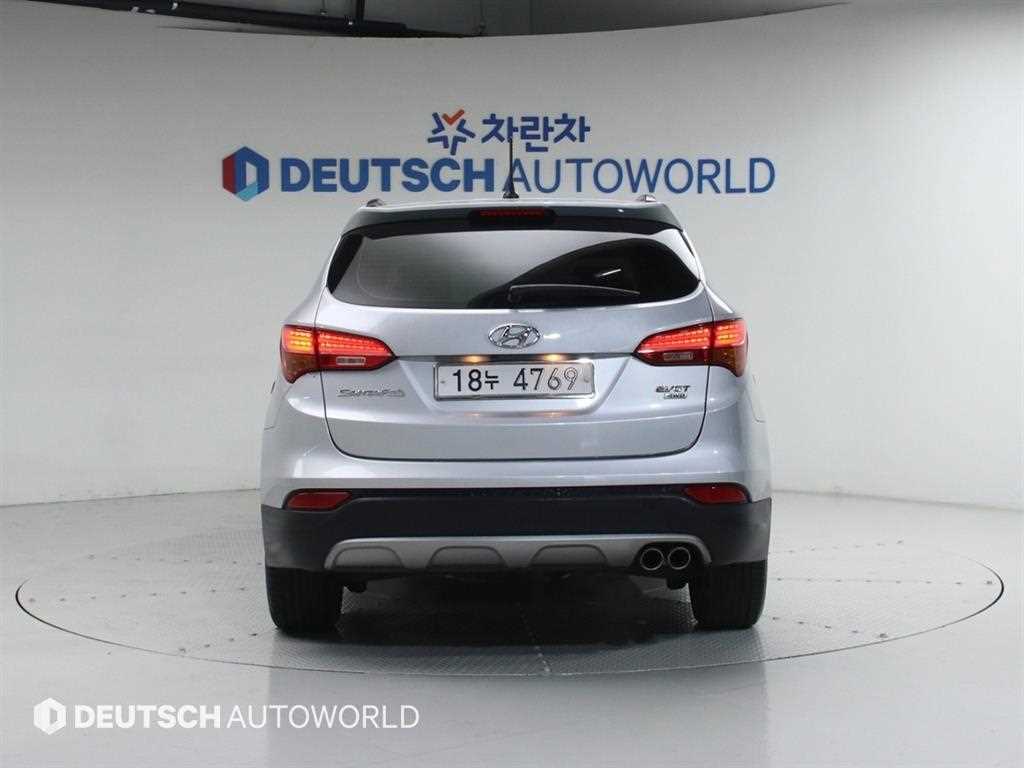 HYUNDAI Santa Fe - Vista 4