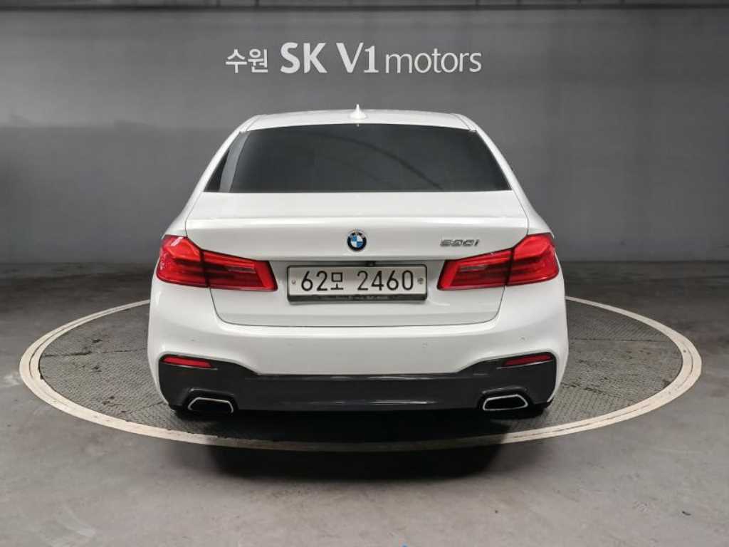BMW 5 Series - Vista 2