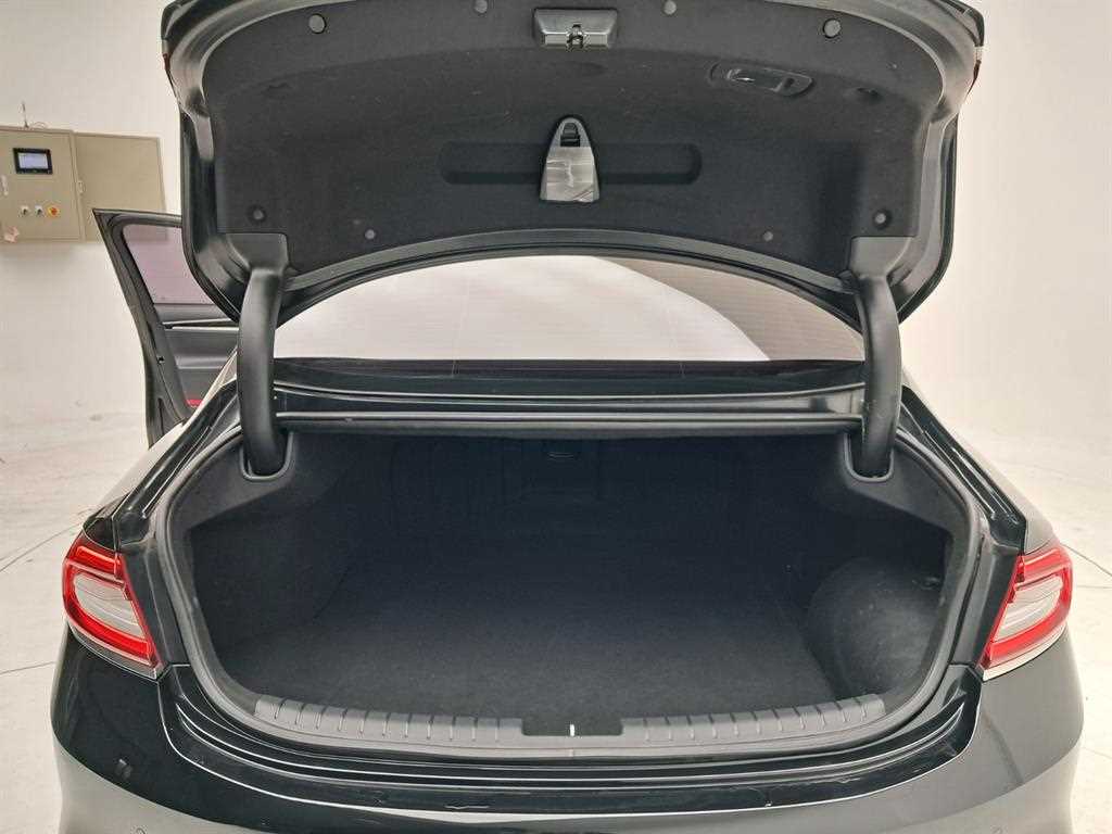 HYUNDAI Grandeur 2018 Negro - Importación desde Corea - HF Imports Iquique - Foto 17