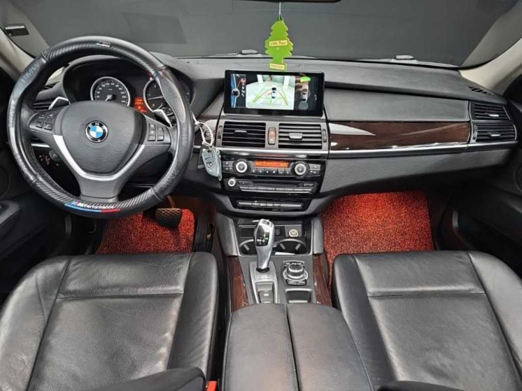 BMW X6 - Vista 5