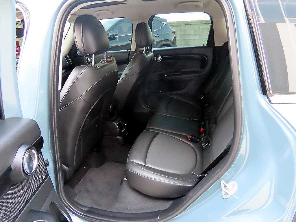 Mini Countryman - Vista 6