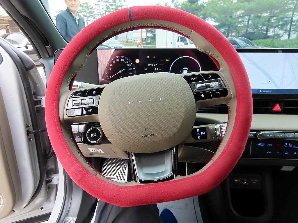 HYUNDAI Ioniq 5 - Vista 8