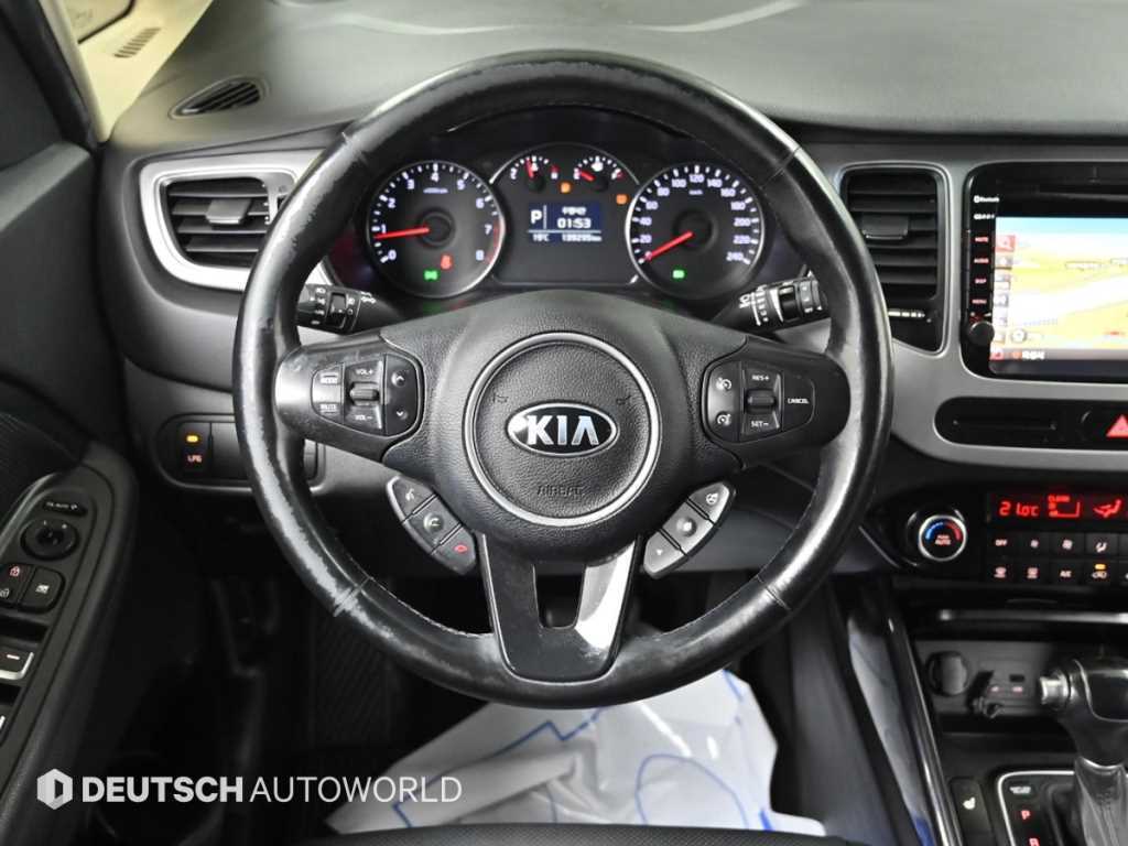 KIA Carens 2014 Plateado - Importación desde Corea - HF Imports Iquique - Foto 13