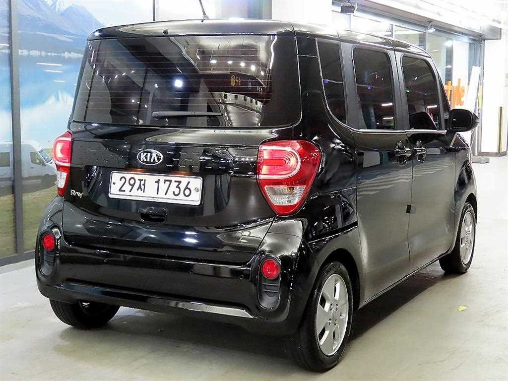 KIA Ray - Vista 4