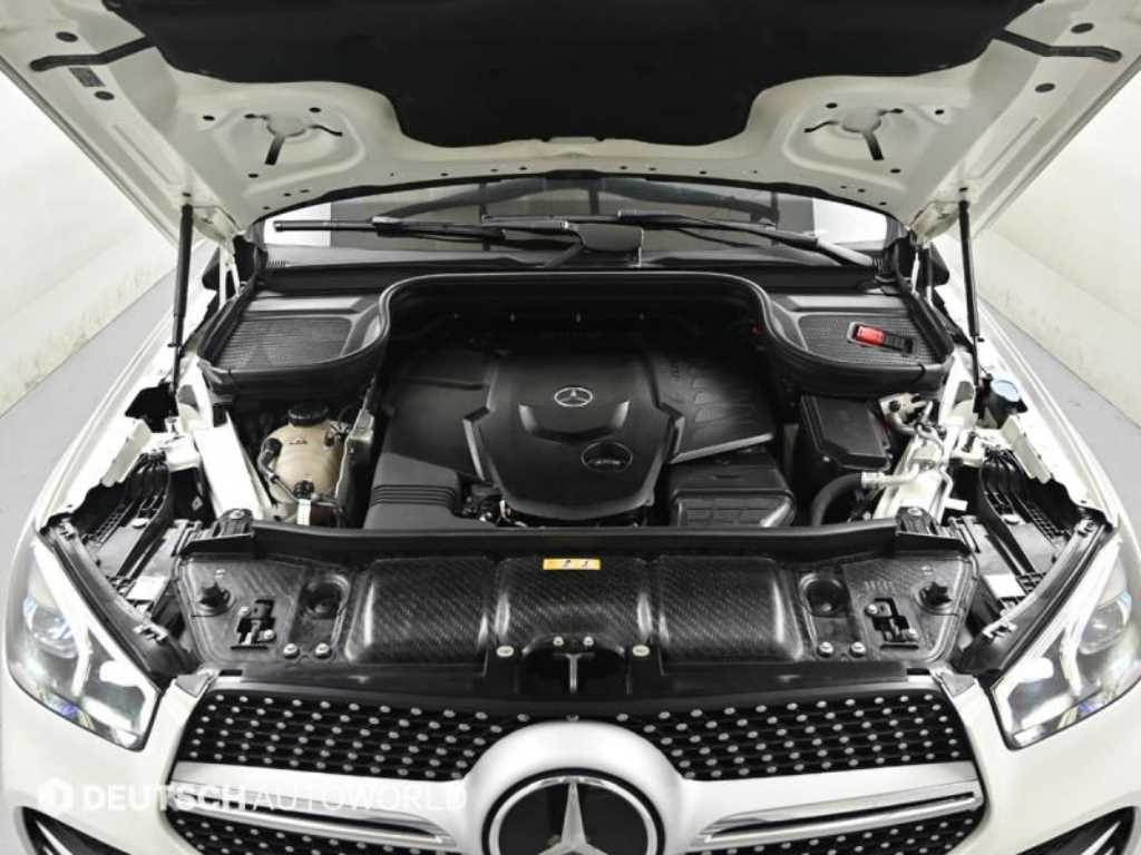 Mercedes Benz GLE Class - Vista 6