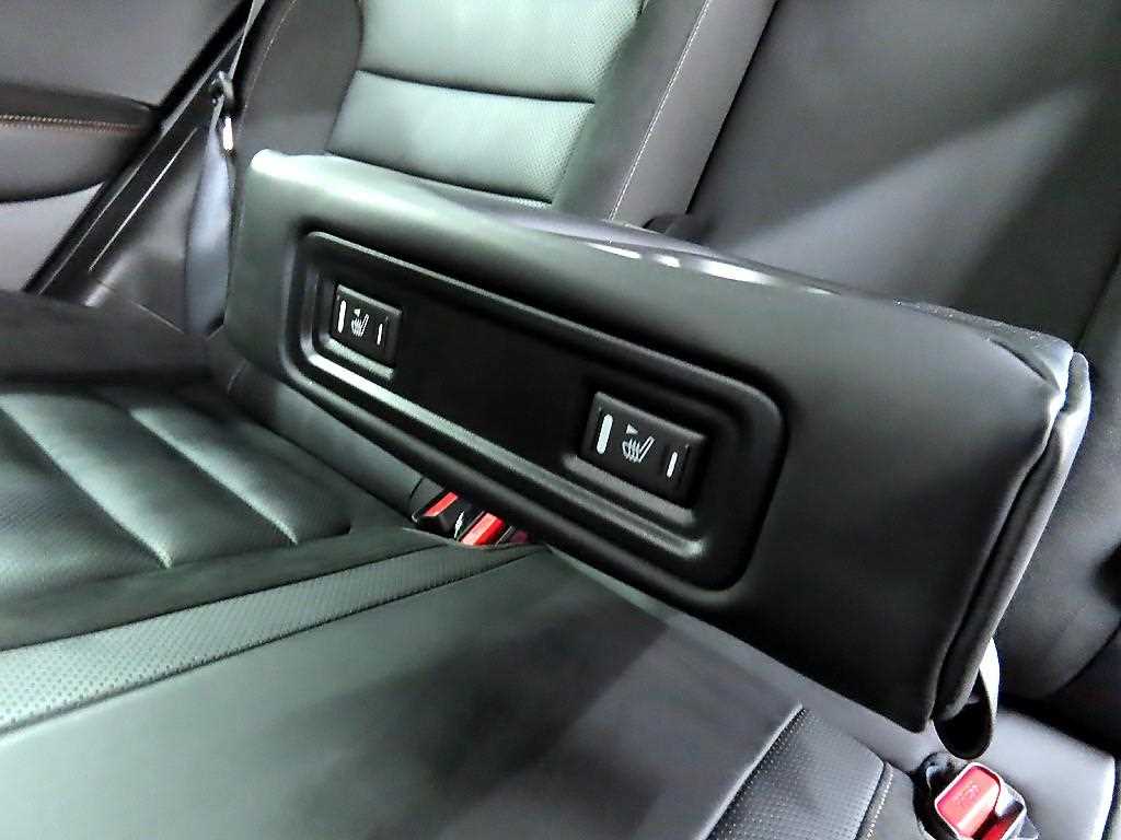 SAMSUNG QM6 - Vista 12