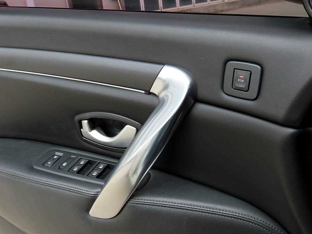 SAMSUNG SM7 - Vista 11