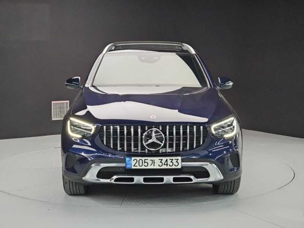 Mercedes Benz GLC Class - Vista 2
