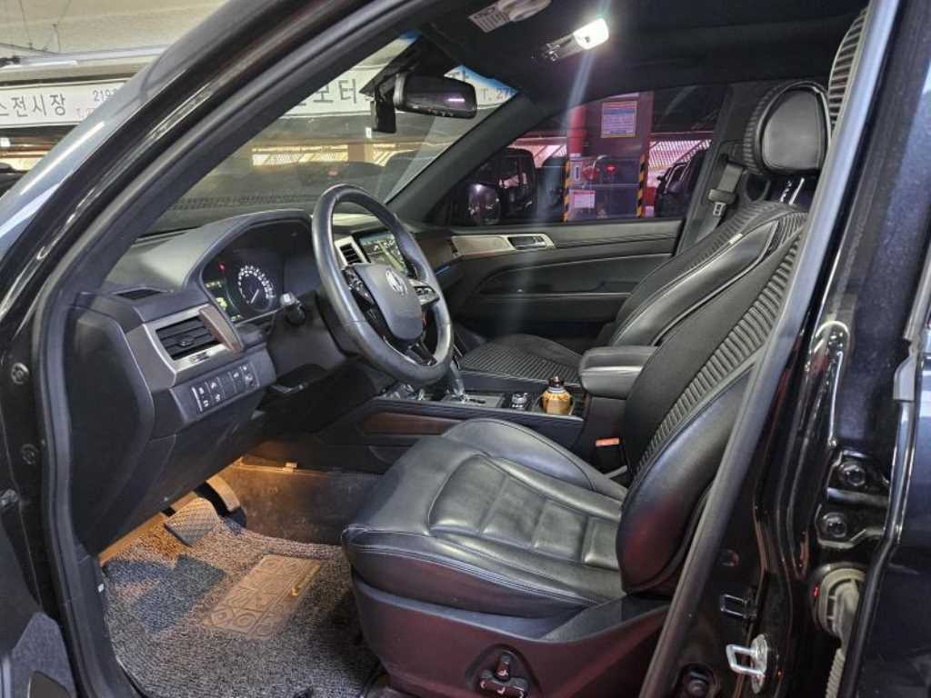 Ssangyong Rexton - Vista 8