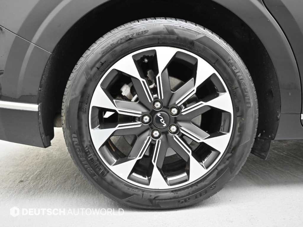 KIA Carnival - Vista 5