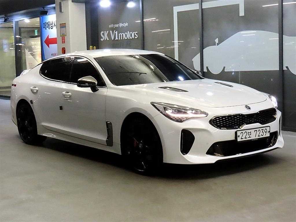 KIA Stinger 2018 Blanco - Importación desde Corea - HF Imports Iquique - Foto 1