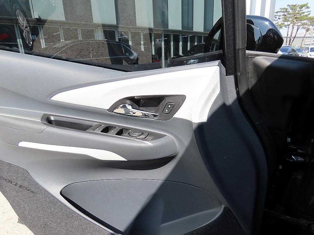 Chevrolet Bolt - Vista 12