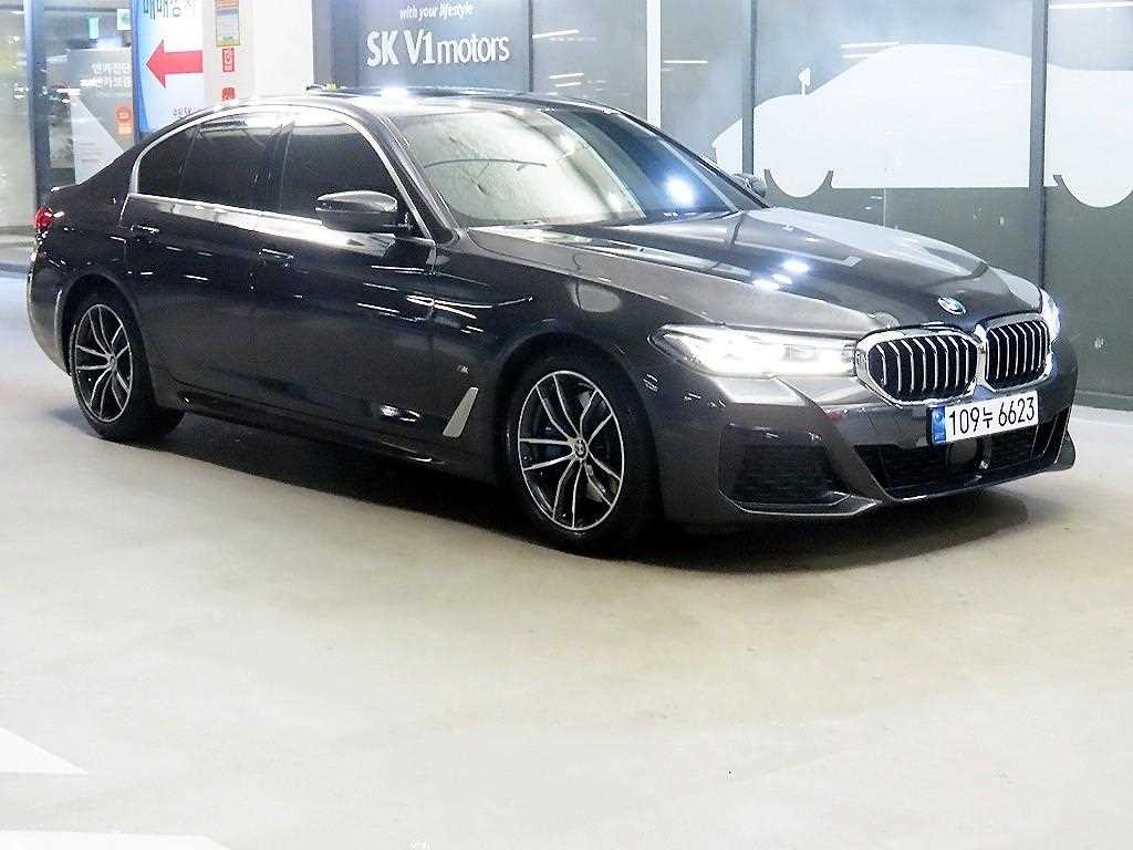 BMW 5 Series 2022 Gris - Importación desde Corea - HF Imports Iquique - Foto 1