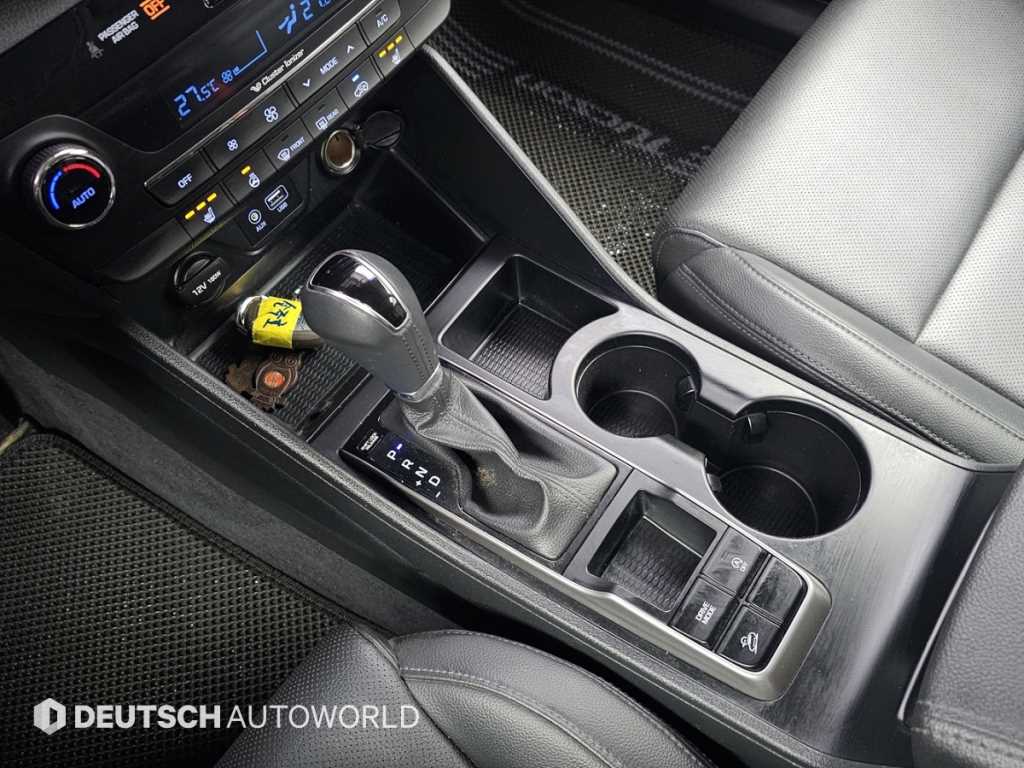 HYUNDAI Tucson - Vista 9