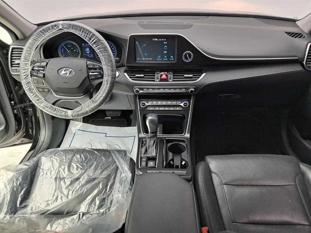 HYUNDAI Grandeur - Vista 6