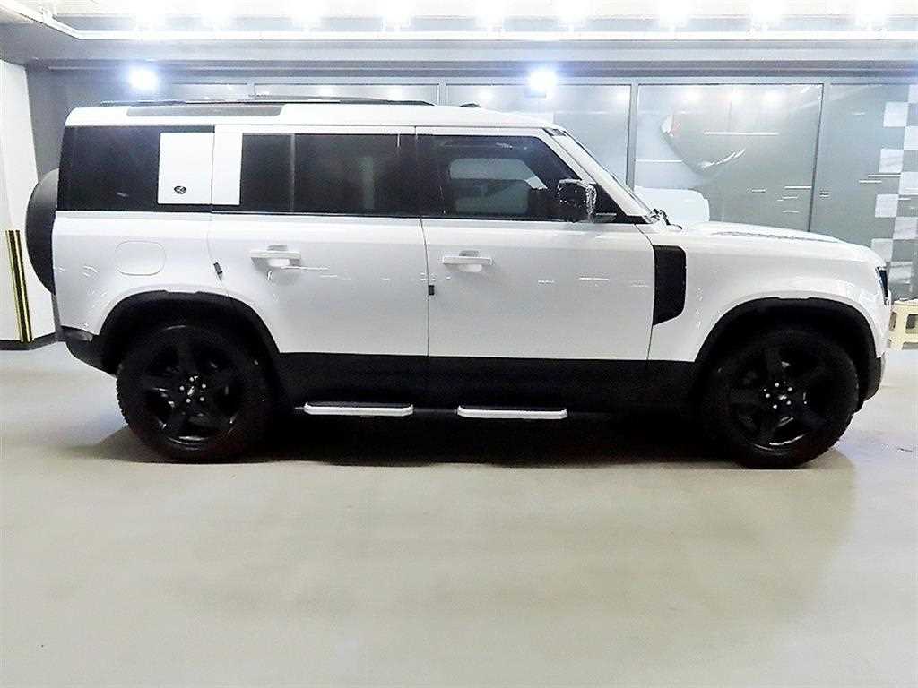 Land Rover Defender - Vista 3