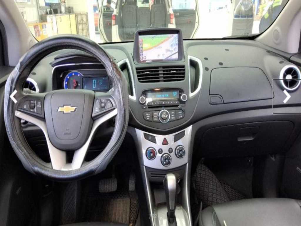 Chevrolet Trax - Vista 8