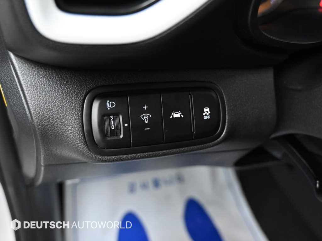 HYUNDAI Venue 2020 Blanco - Importación desde Corea - HF Imports Iquique - Foto 17
