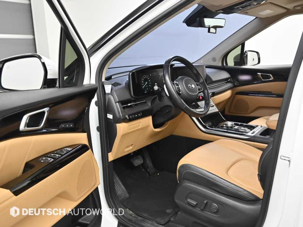 KIA Carnival - Vista 10