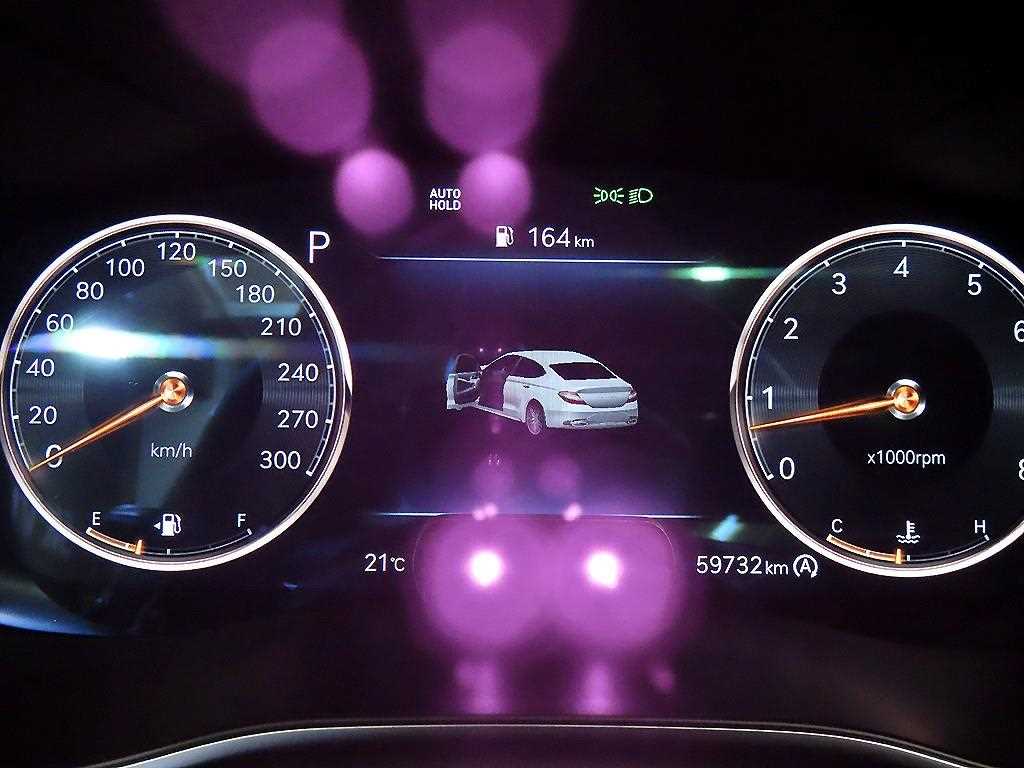 Genesis G70 - Vista 9